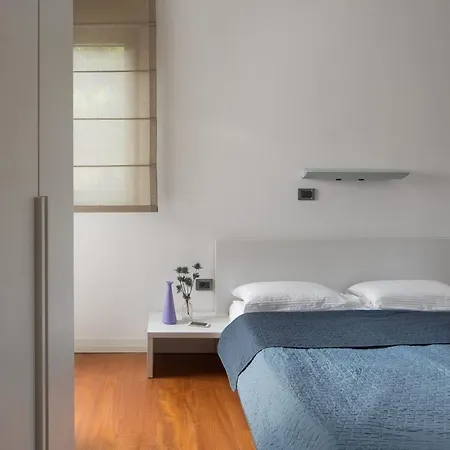 Valsavia-apartment Monsena With Pool And