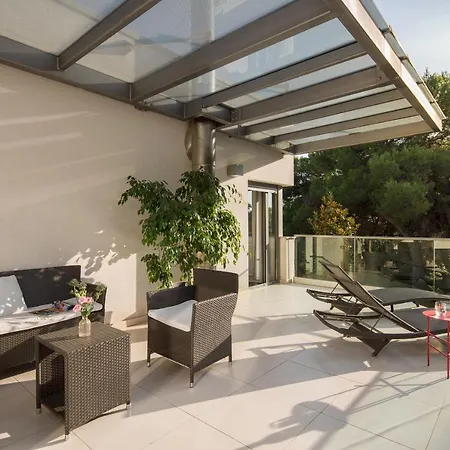 Valsavia-apartment Monsena With Pool And Διαμέρισμα *