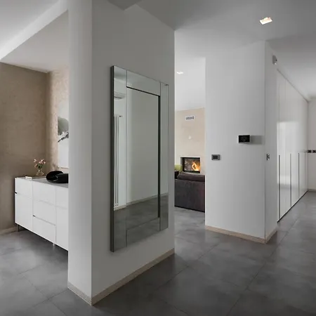 Valsavia-apartment Monsena With Pool And Apartmán Rovinj